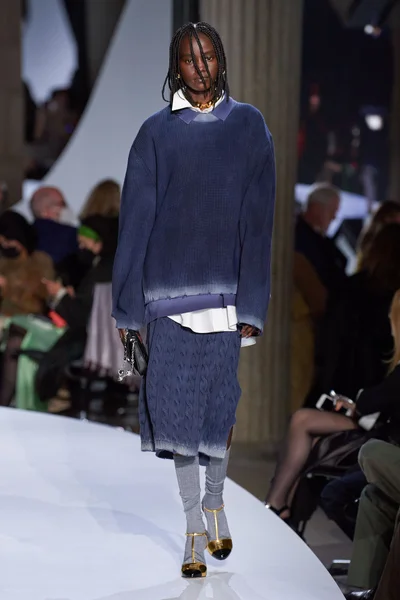 Look 42